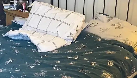 peeping scaffolders looking in the window