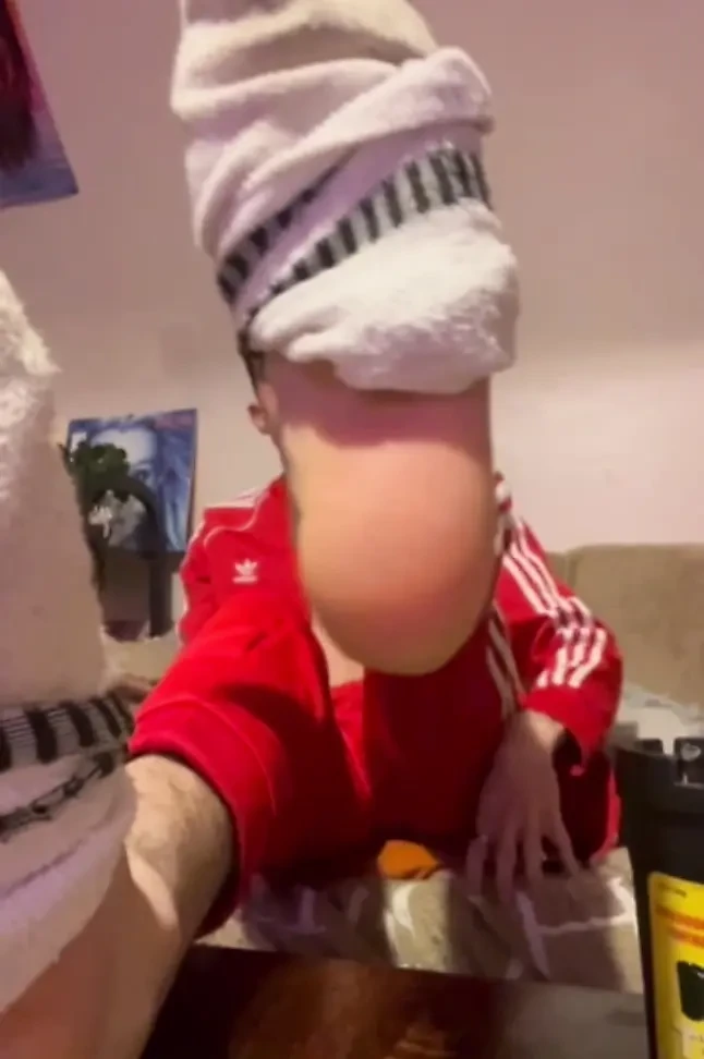 Twink Feet & Socks POV