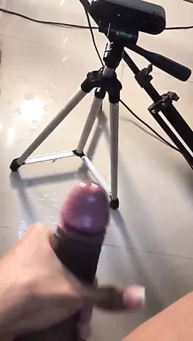 cum on cam