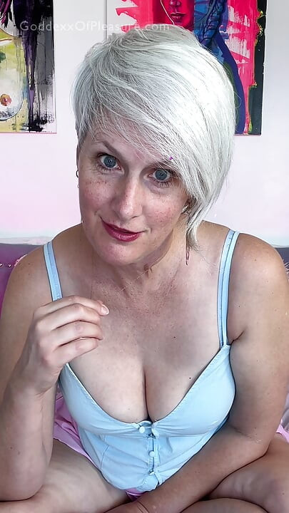 Your Girlfriend’s Mom Trains Me How to Last Longer - JOI Countdown