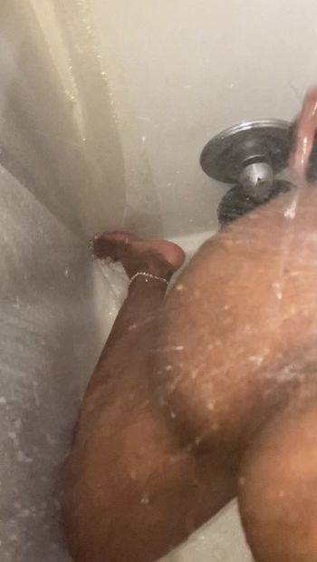 Grobe dildofick in der dusche