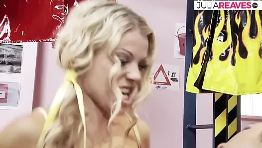 Hot girl licks each others pussies then fucks deep with a dildo