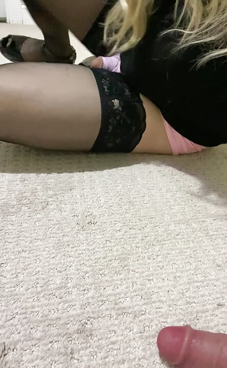Amateur trans Crossdresser sissy in lingerie stockings and high heels squirts on dildo