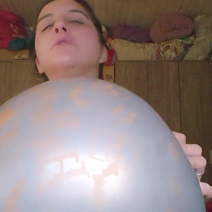 Tease and Pop Oxydized Halloween Balloon - Bunny Looner lowres