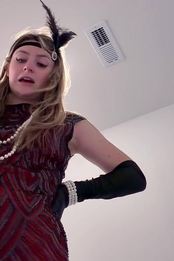 London Evans' Roaring '20s Giantess Fantasy 4K Pov Tiny Thrills Menanti
