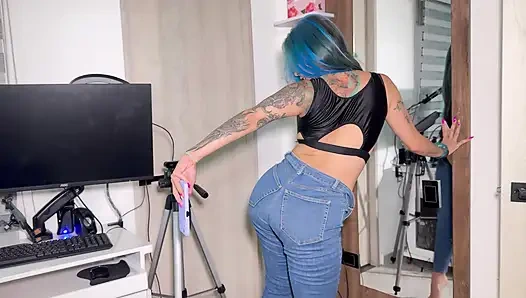 Geile Und Heiße Latinas Lecken Arsch, Saugen Beulen Und Beugen Sich Gegenseitig, Bis Zum Orgasmus