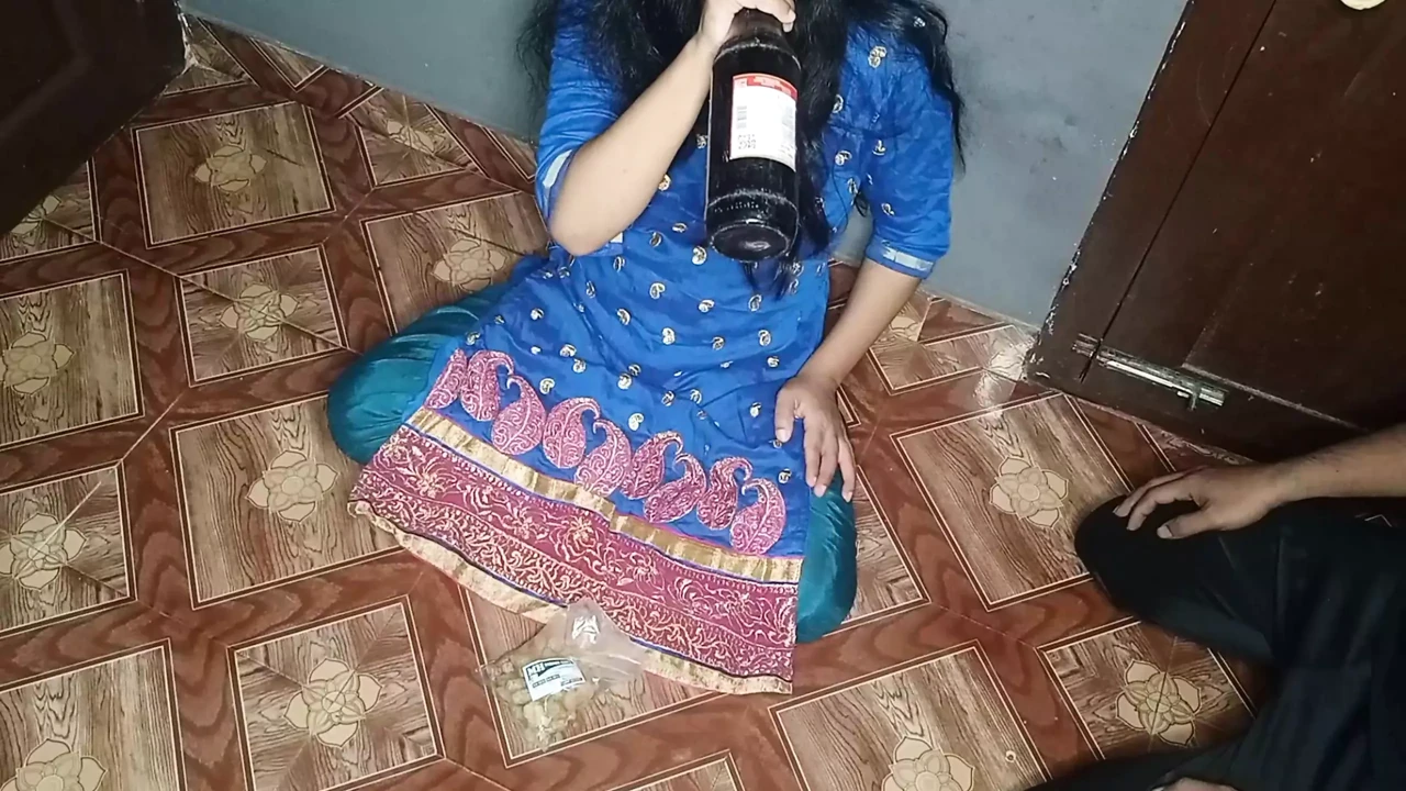Daru pike bhabhi ne nasame dever ji ko chudneke liya f0rce karke chut chudayi