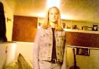 An Internet classic: She does what I tell her to