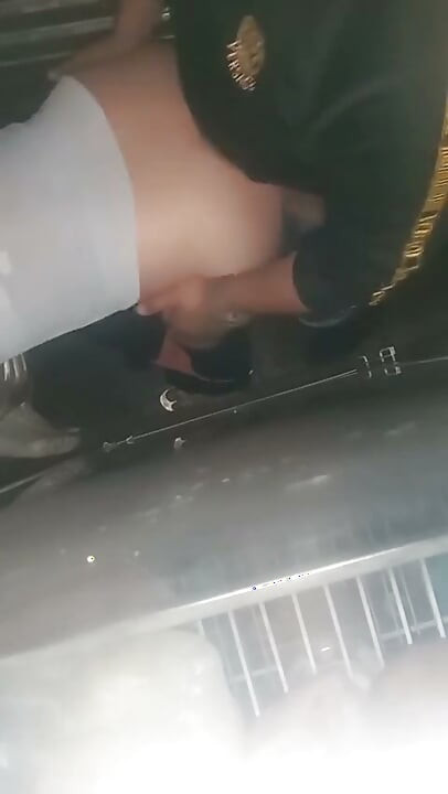 Samael satte sin kuk i Evas röv tills han kom in