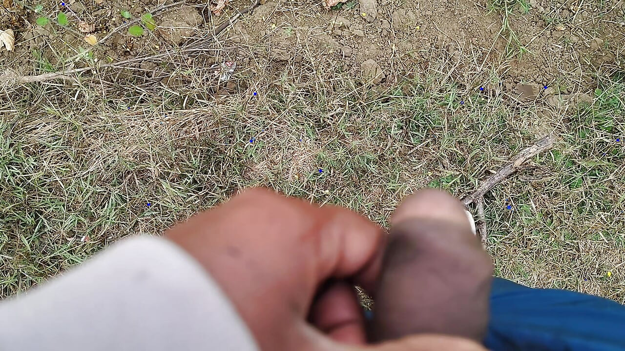 Kheton mein sex karne ka maja hi kuchh aur Hai