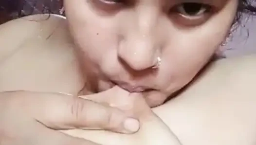 Desi desraj hot bhabhi nahaya
