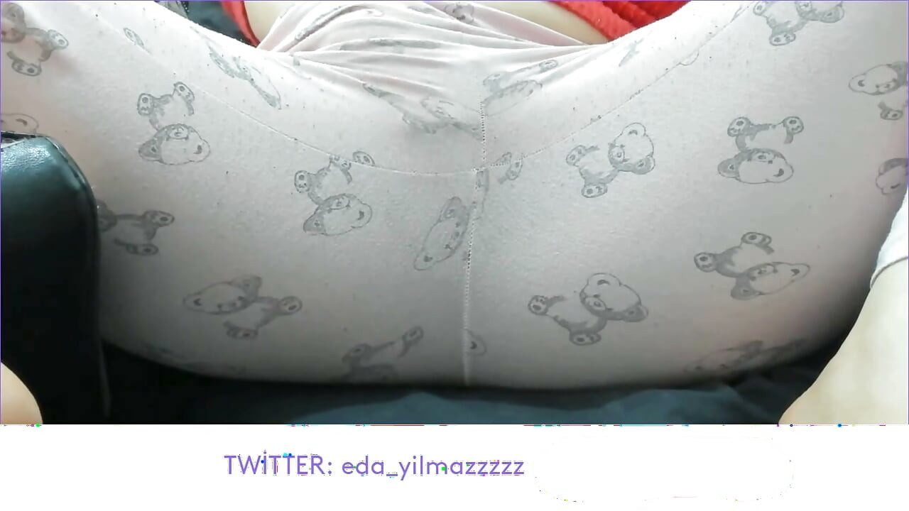 TURK -MASTURBATION IN PAJAMAS- PUSSY CARESSING IN PAJAMAS