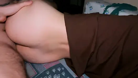 Ein bett mit meiner stiefschwester zu teilen, war ein fehler!