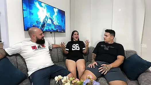 I want to please all my fans with what they love so I make a rich threesome - PORN EN ESPAÑOL