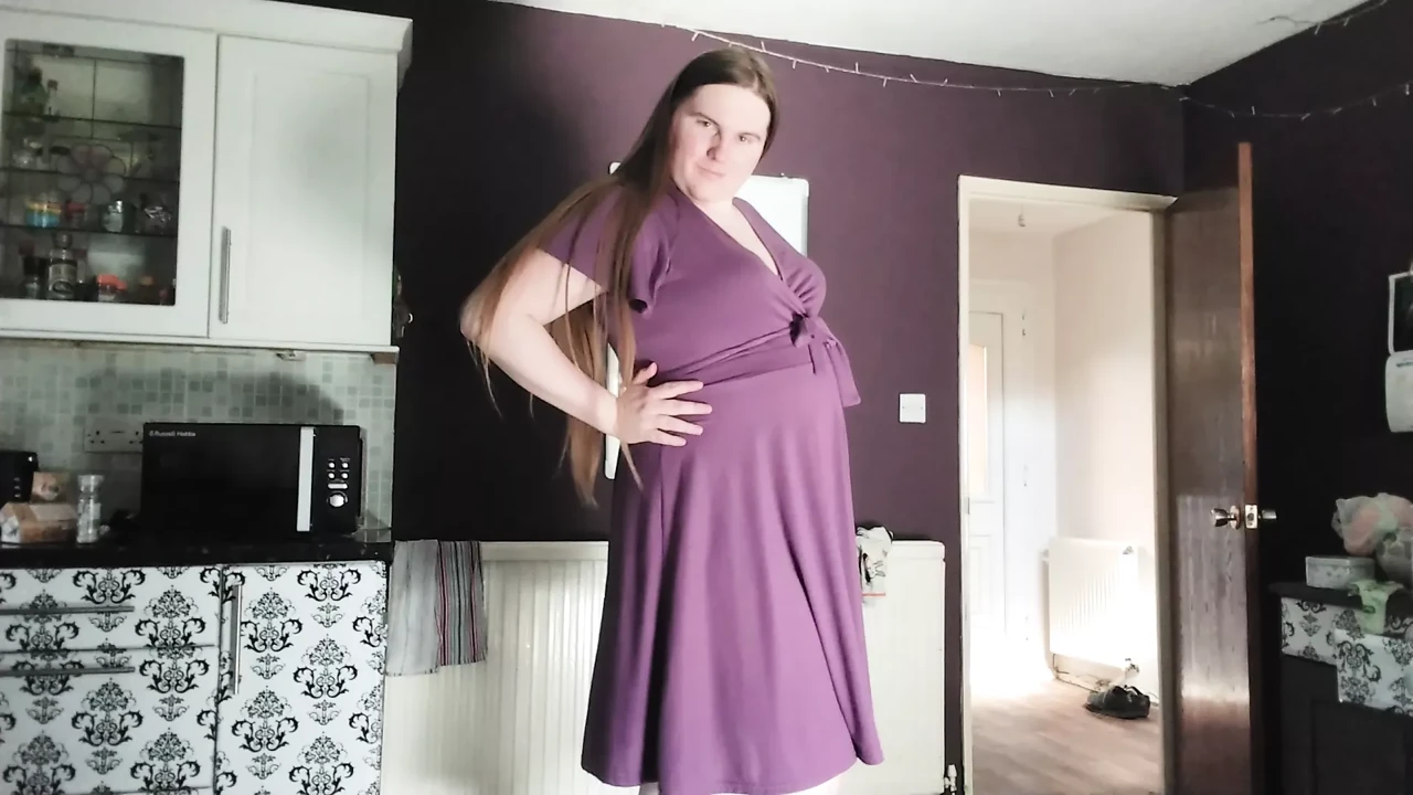 Sexy Trans BBW in heels and a vintage dress