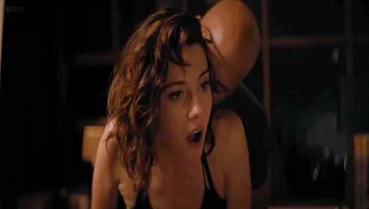 Mary Elizabeth Winstead - película en topless y sexy