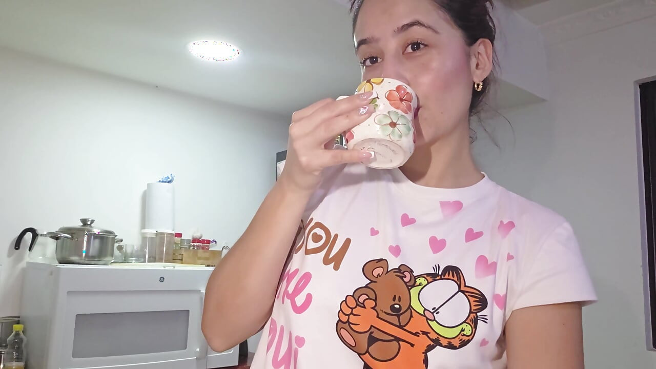 Buổi cà phê chill chỉ nói chuyện & thư giãn