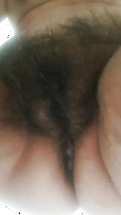 Styvmamma som har en riktigt trevlig orgasm med ett sprut