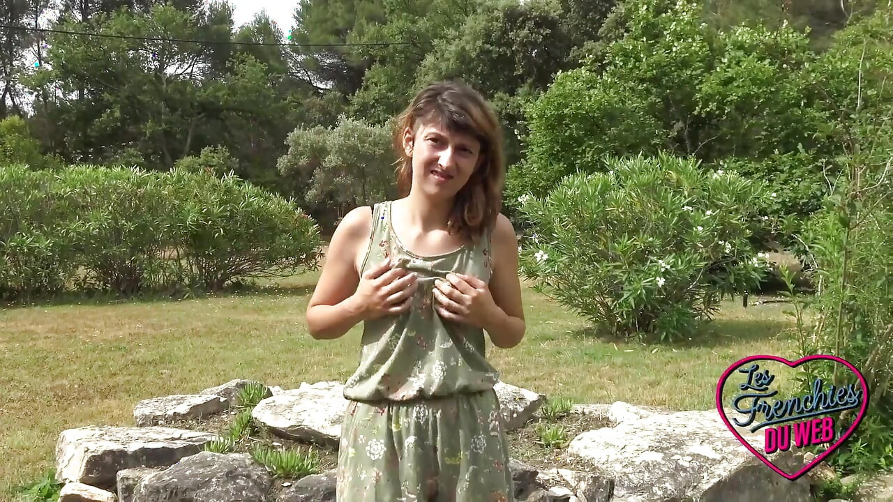 Melany es follada por un chico con una gran polla