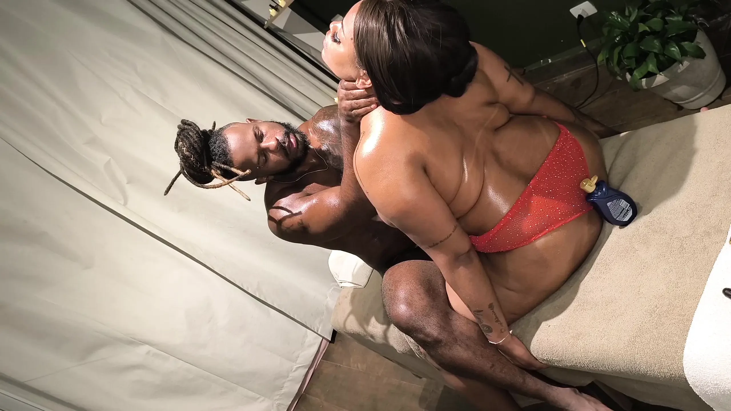 Meek cuckold paid massage to tattooed Ebony wife she couldn't resist and cheated on him with the masseur BBC gifted part five