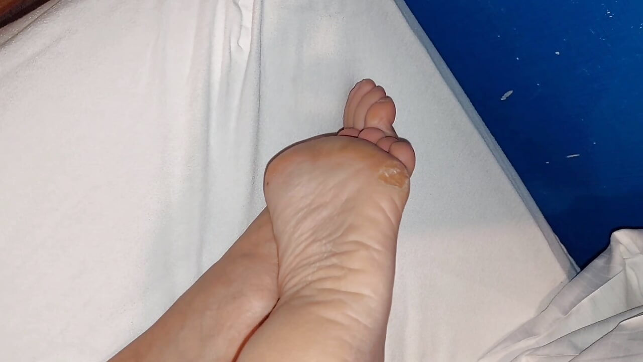 Mature Blonde Wife Enjoys Sex in Between Time