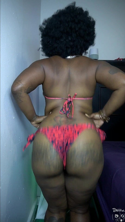 Red Bikini Ass Clapping