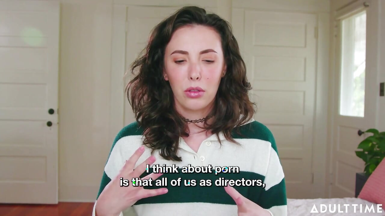 Casey Calvert destruiu a coleção premiada de um fã! | Entrevista com estrela pornô | Tempo adulto
