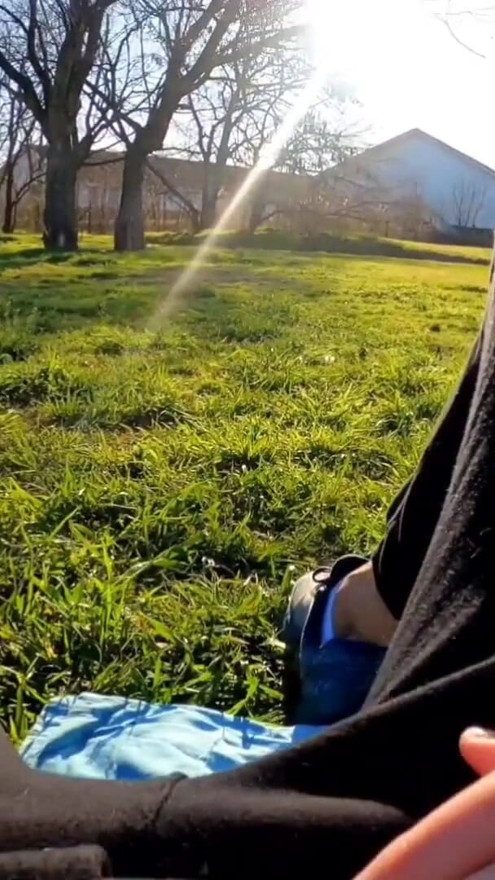 Pijenje pišaće u javnosti, visok rizik na ulicama, drolja početnik !! 4 k | Klip 1