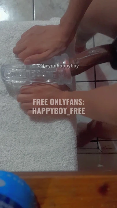 COllege boy fucking a fleshlight for the first time