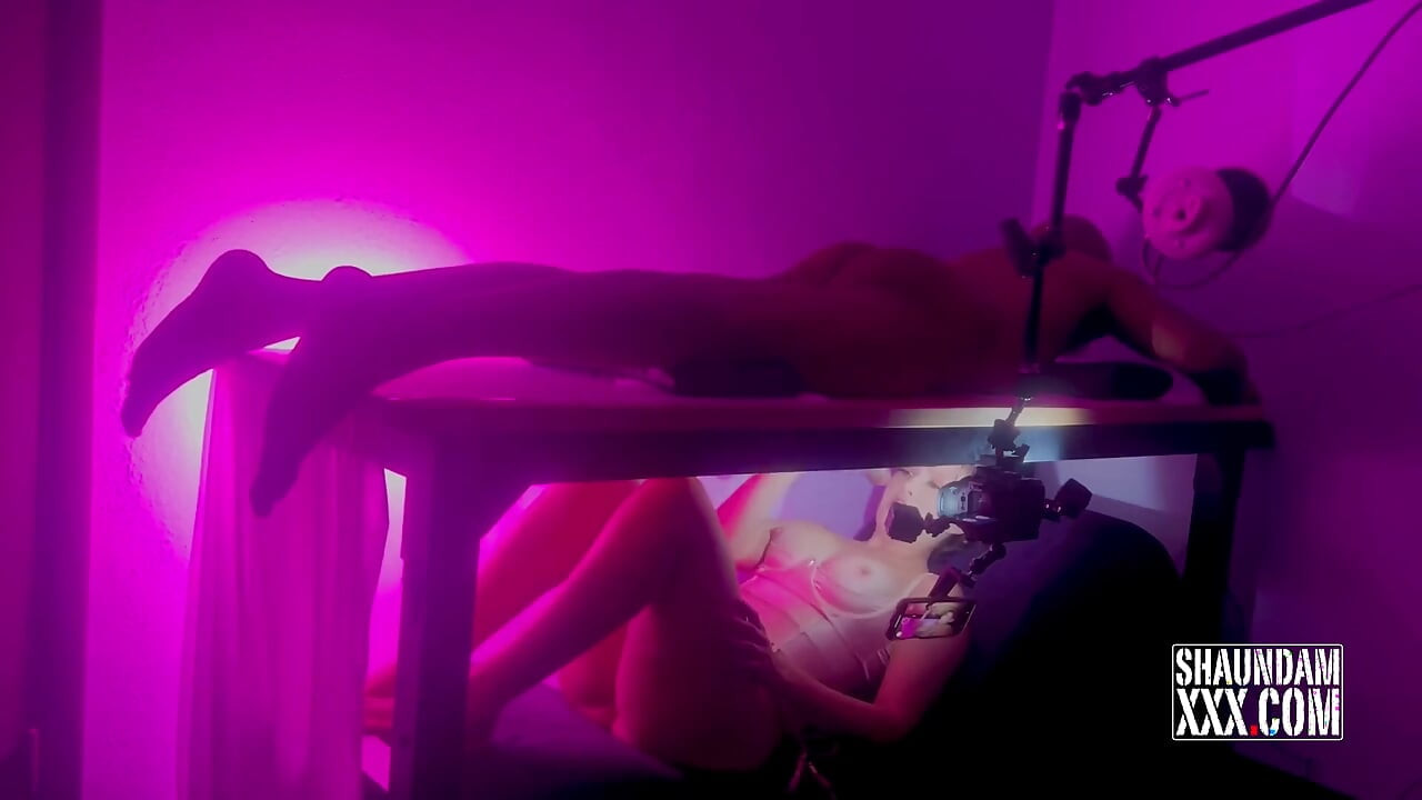 Hinter den kulissen mit melktisch Ahanu reed