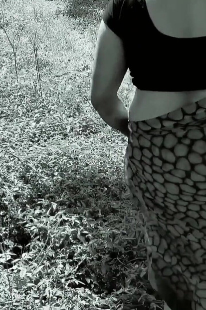 Hot Aunty Fucking Pussy in Forest Doggy Style