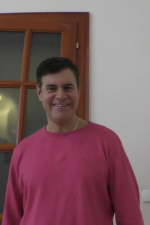 POV에서 생일 소년을 지배하는 거유 밀프 보기