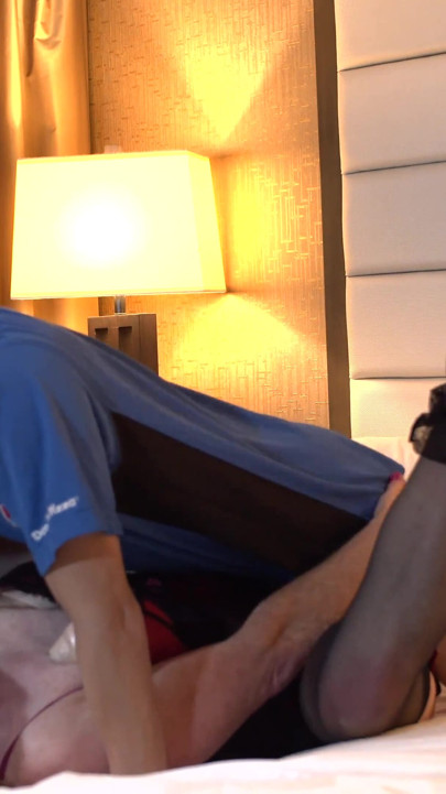 Pizza Man Fucking Crossdressing MILF
