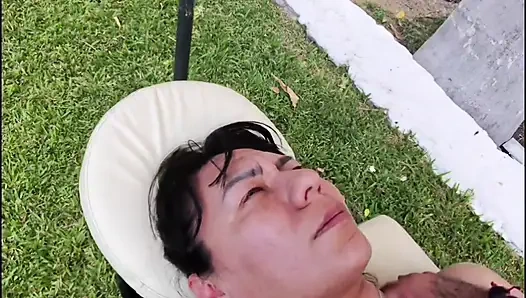 Kami pergi ke pesta nudis