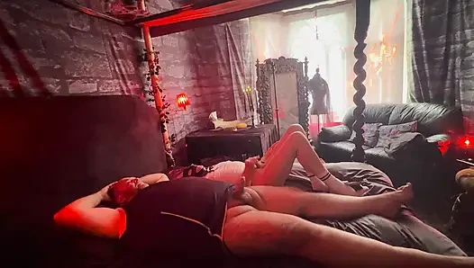 Teil 5:-Lanista Bear & Tawseman Spanking-Session im vamp-raum.