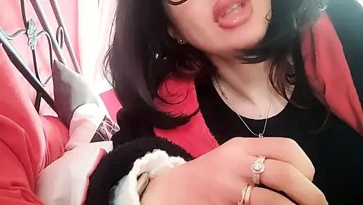 what great roars from that beautiful mouth!