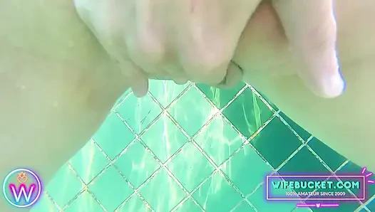 Wifebucket Amateurs - Fucked my wifey secretly in the pool