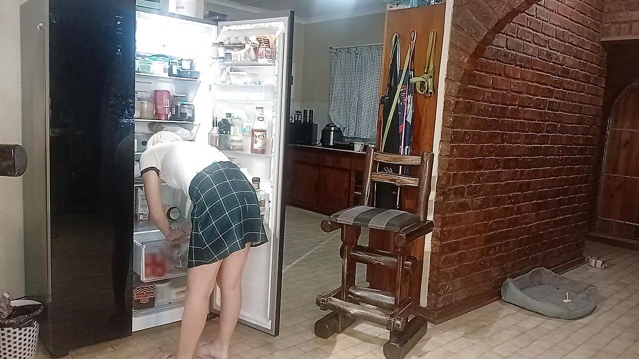 Làm tình trong nhà bếp
