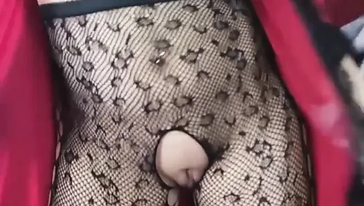 Küçük hatun dildoyla götünü emiyor ve sikiyor (onlyfans'imde tam video)