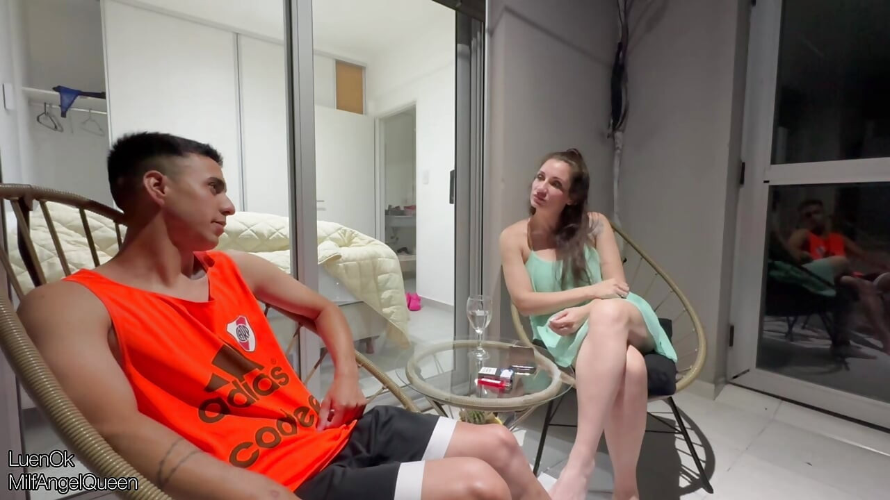 I fuck my stepmom with an ANAL after celebrating New Year's