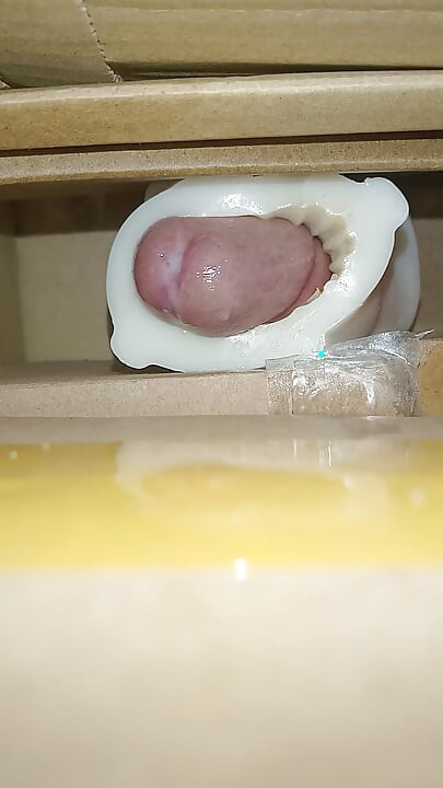 Cum inside homemade silicone pussy 5