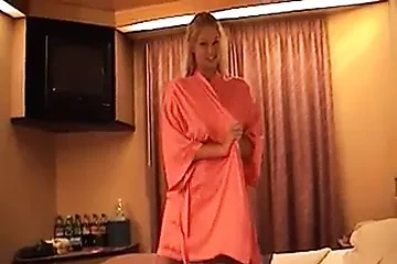 Un couple amateur en POV baise