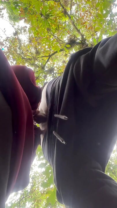 Sucking My Classmate’s Dick on Campus