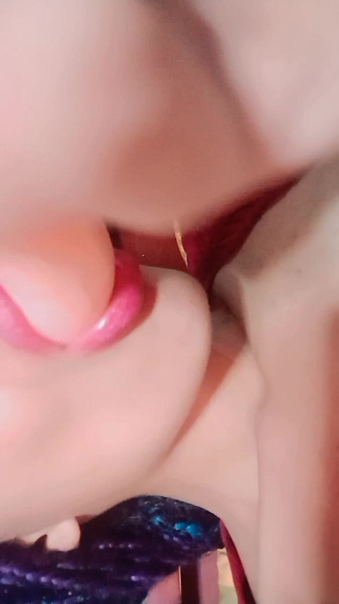 megan0931 sucking dildo deep throat