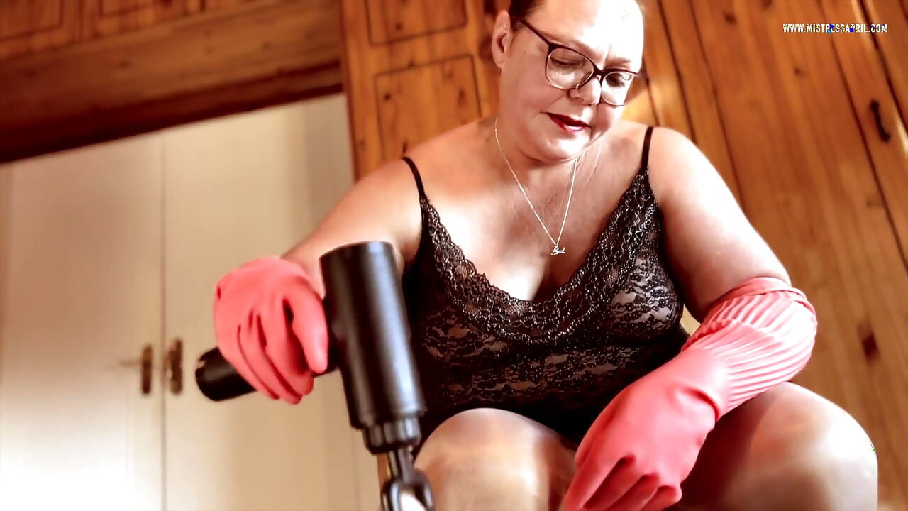 Dominatrix Mistress April, anal fuck slave