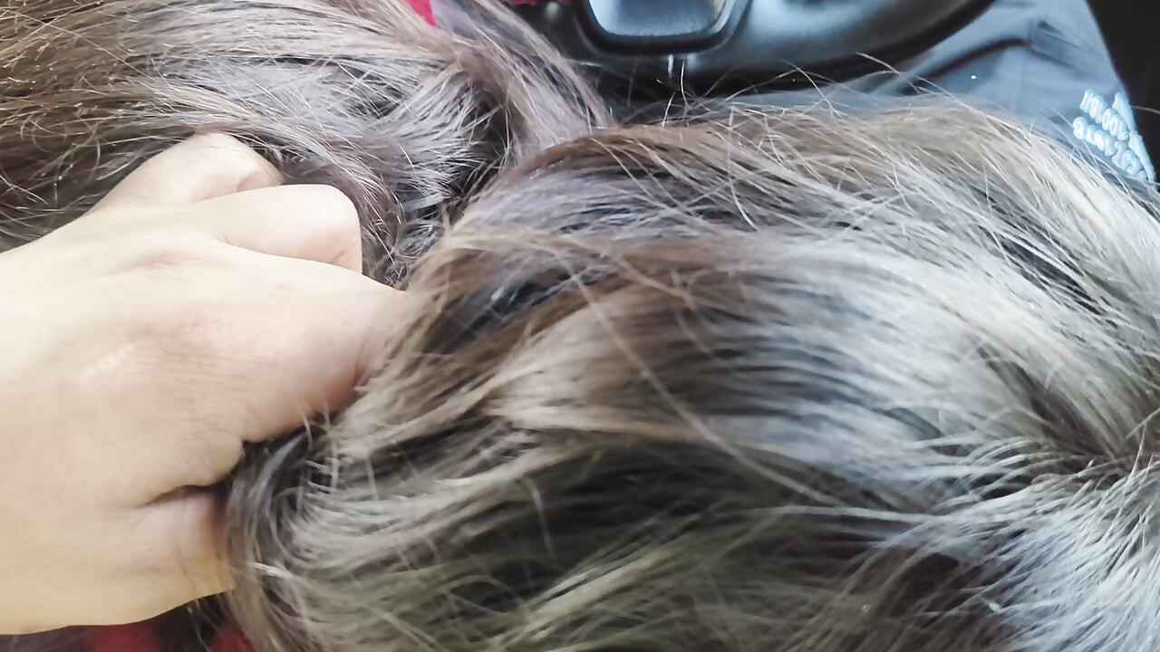 Girlfriend giving blowjob to her boyfriend in car sex in public