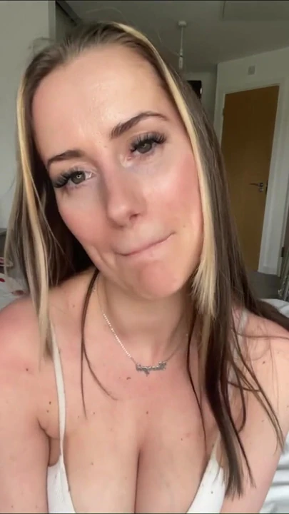 Moment mémorable de « MILF britannique dirty talk »