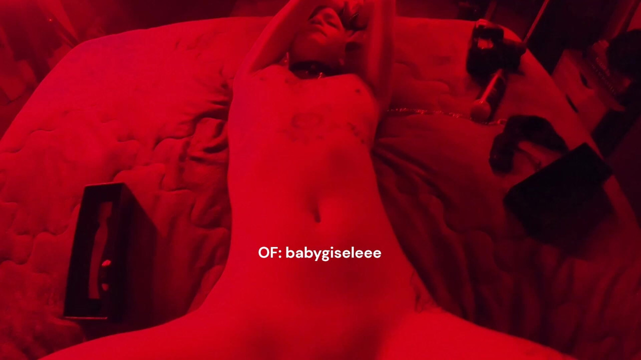 Onlyfans'ın en iyi yaratıcısı 1% amını ovuyor - babygiseleee