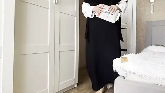 Arab Khalifa in Stockings Gives Jerk off Instructions to Stepson