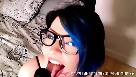 Vends-ta-culotte - Eine schöne und sehr geile französin will dir wirklich einen sabbery-blowjob geben